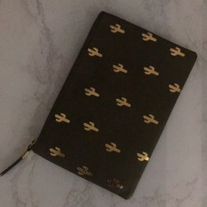 Madewell Cactus Clutch